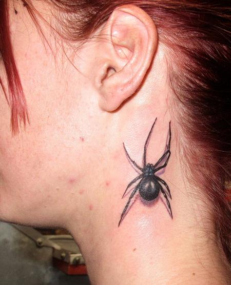 Robert Hendrickson - Black Widow Spider neck tattoo 